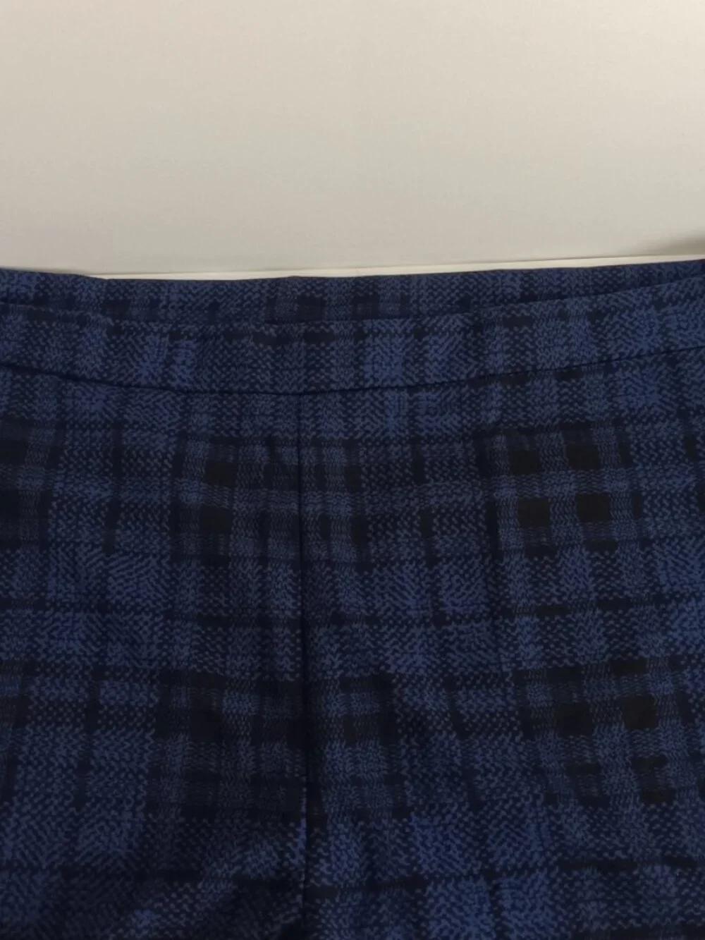 Isaac Mizrahi Regular Printed Scuba Crepe Slim Straight Pants, Navy Sz 4X a65547